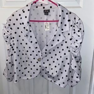 Black & white polkadot crop blazer ruched sleeves